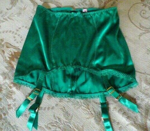 agent-skirt