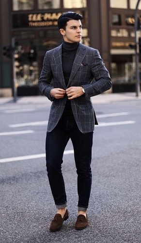 black-turtle-neck-under-a-check-blazer