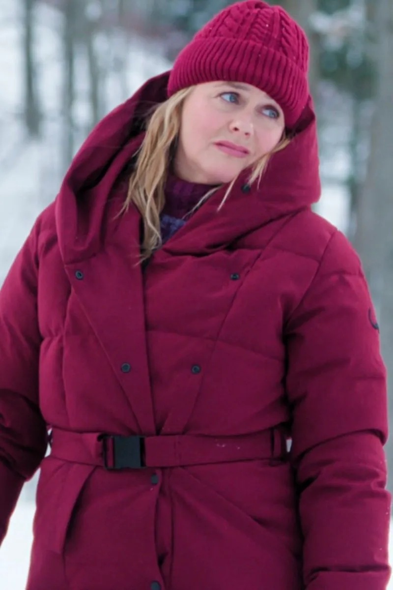 A Merry Little Ex-Mas Alicia Silverstone Belted Parka Coat