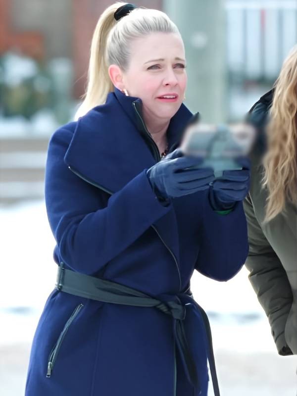 A Merry Little Ex-Mas Melissa Joan Hart Blue Belted Wool Coat